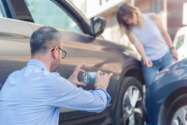 Professional Car Insurance Near Me technician working in Jacksonville, FL